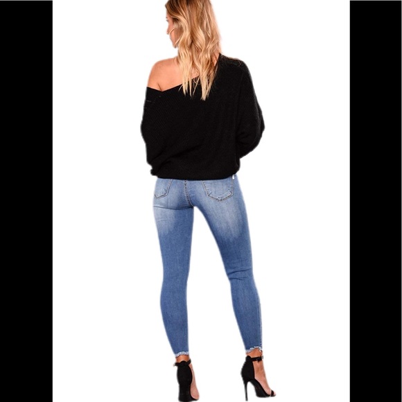 Stretchy Jean fits 6-8 - Picture 3 of 4